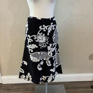 Nygard Collection Black & White Floral A-Line Skirt Sz 8